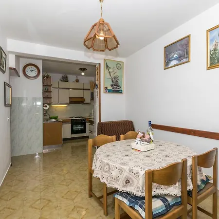 Neno Apartment
