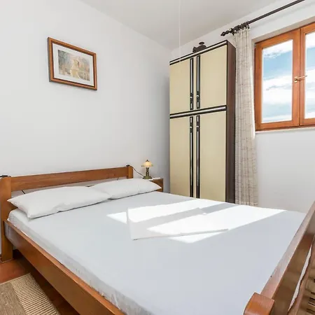 Neno Apartment