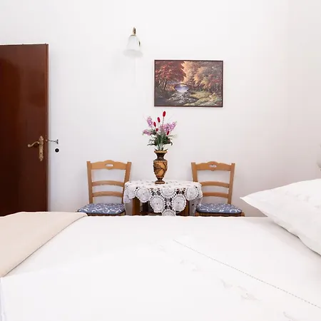 Apartment Neno